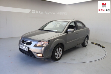기아 프라이드() 4DR DOHC LX 4DR DOHC LX