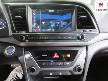 2018 - hyundai avante