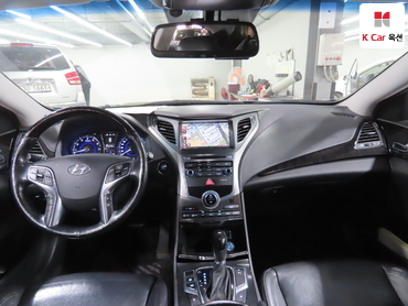 2015 - hyundai grandeur