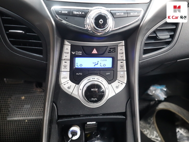 2011 - hyundai avante