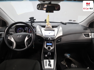 2011 - hyundai avante