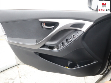 2011 - hyundai avante