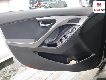 2011 - hyundai avante