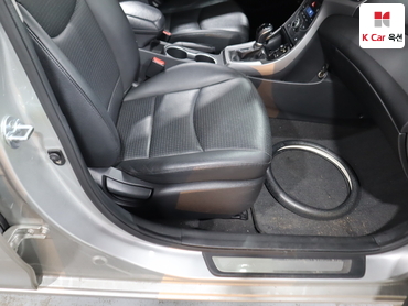2014 - hyundai avante