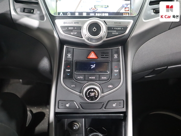2014 - hyundai avante