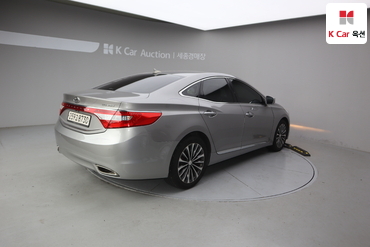 2014 - hyundai grandeur