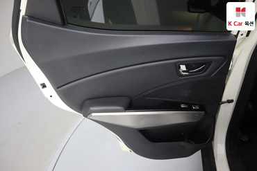 2015 - kg mobility (ssangyong) tivoli