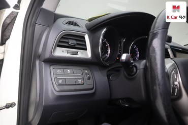 2015 - kg mobility (ssangyong) tivoli