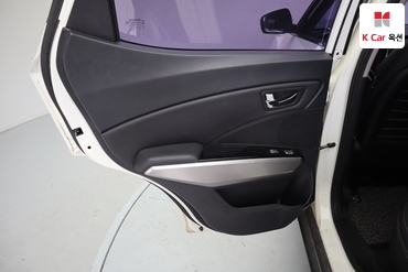 2015 - kg mobility (ssangyong) tivoli
