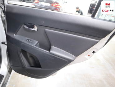 2011 - kia sportage