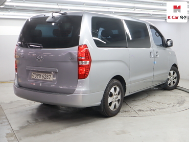 2019 - hyundai grand starex