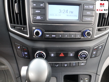2019 - hyundai grand starex