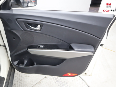 2016 - kg mobility (ssangyong) tivoli