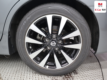2018 - nissan altima