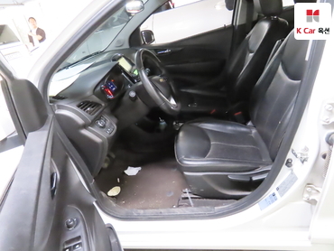 2016 - chevrolet spark