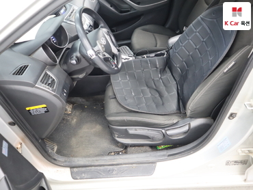 2011 - hyundai avante