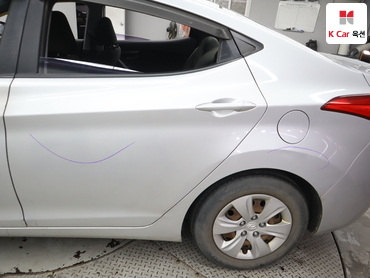 2011 - hyundai avante