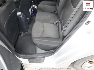2011 - hyundai avante