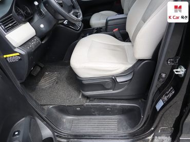 2019 - hyundai grand starex