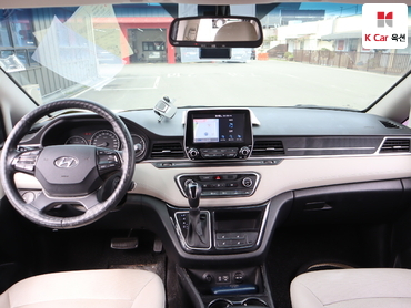 2019 - hyundai grand starex