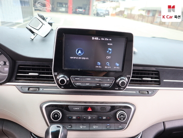 2019 - hyundai grand starex