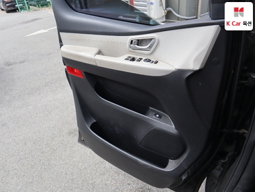 2019 - hyundai grand starex