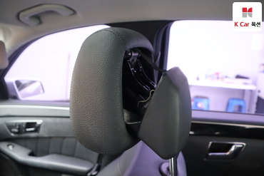 2010 - mercedes-benz e200