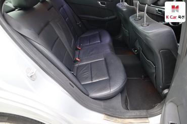 2010 - mercedes-benz e200