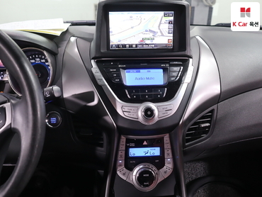 2012 - hyundai avante