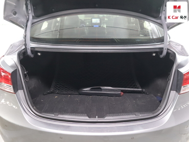 2012 - hyundai avante