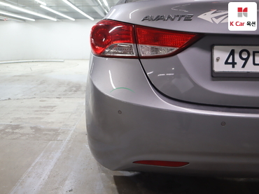 2012 - hyundai avante