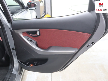 2012 - hyundai avante