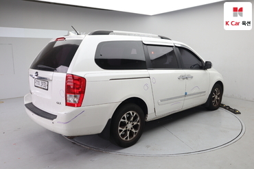 2013 - kia carnival