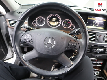 2012 - mercedes-benz e300