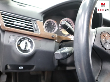 2012 - mercedes-benz e300