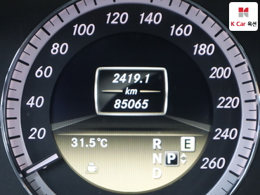 2012 - mercedes-benz e300