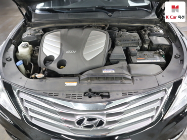 2011 - hyundai grandeur