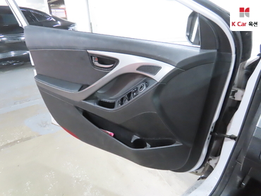 2014 - hyundai avante