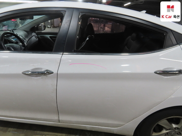 2014 - hyundai avante