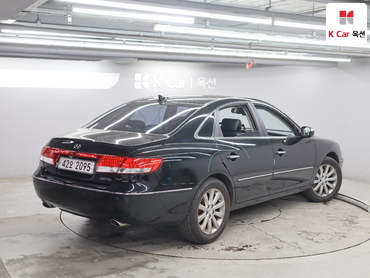2009 - hyundai grandeur