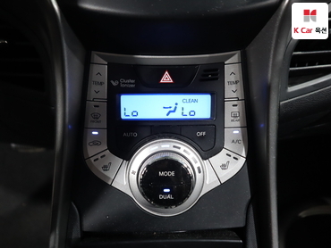 2011 - hyundai avante