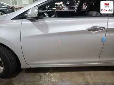 2011 - hyundai avante