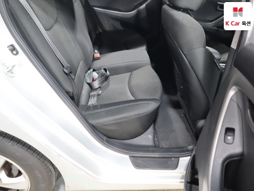 2011 - hyundai avante