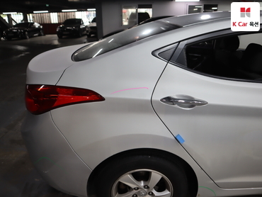 2011 - hyundai avante