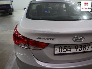 2011 - hyundai avante