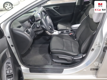 2011 - hyundai avante