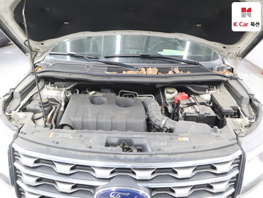 2016 - ford explorer