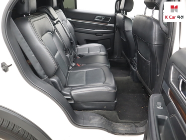 2016 - ford explorer