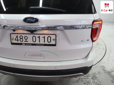 2016 - ford explorer