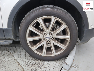 2016 - ford explorer
